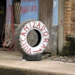 vulcanizadora-medium1 The classy Spanish word for tyre repair shop.