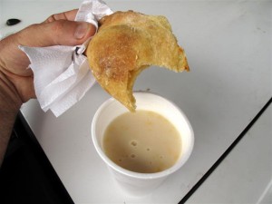 Empanada and chicheme, an excellent mid-morning snack.